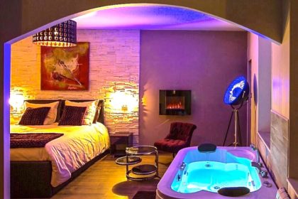 Appartement romantique avec spa privatif et chambre avec jacuzzi à Dijon